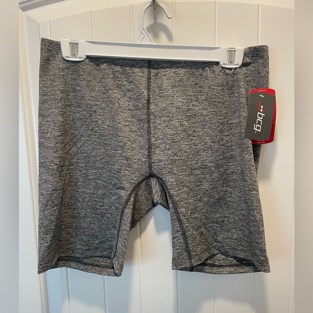 Workout shorts / compression shorts